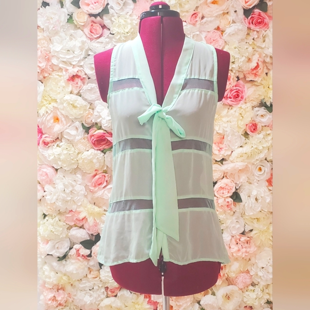 Mint green| Cotton Express | Sleeveless shirt | Size: Small